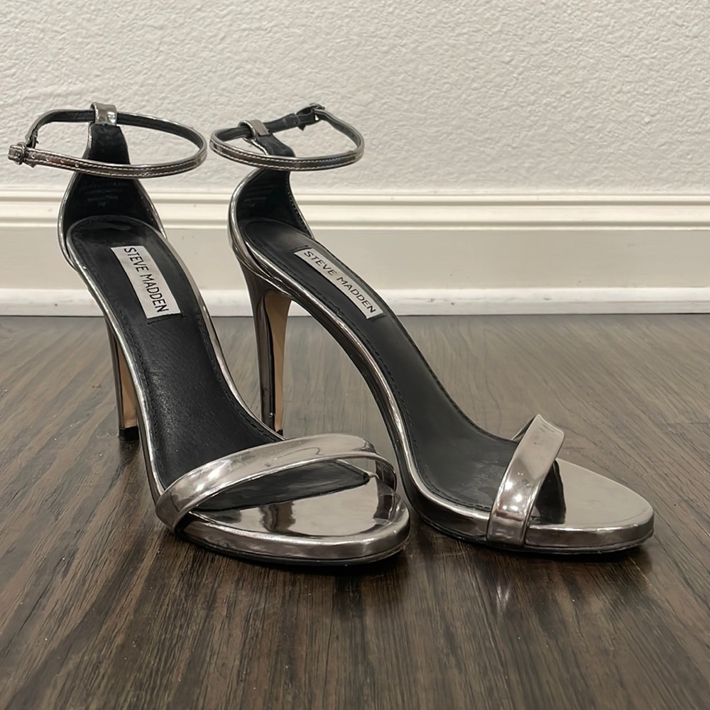 Steve Madden Tecy Heeled Sandals Silver size 8